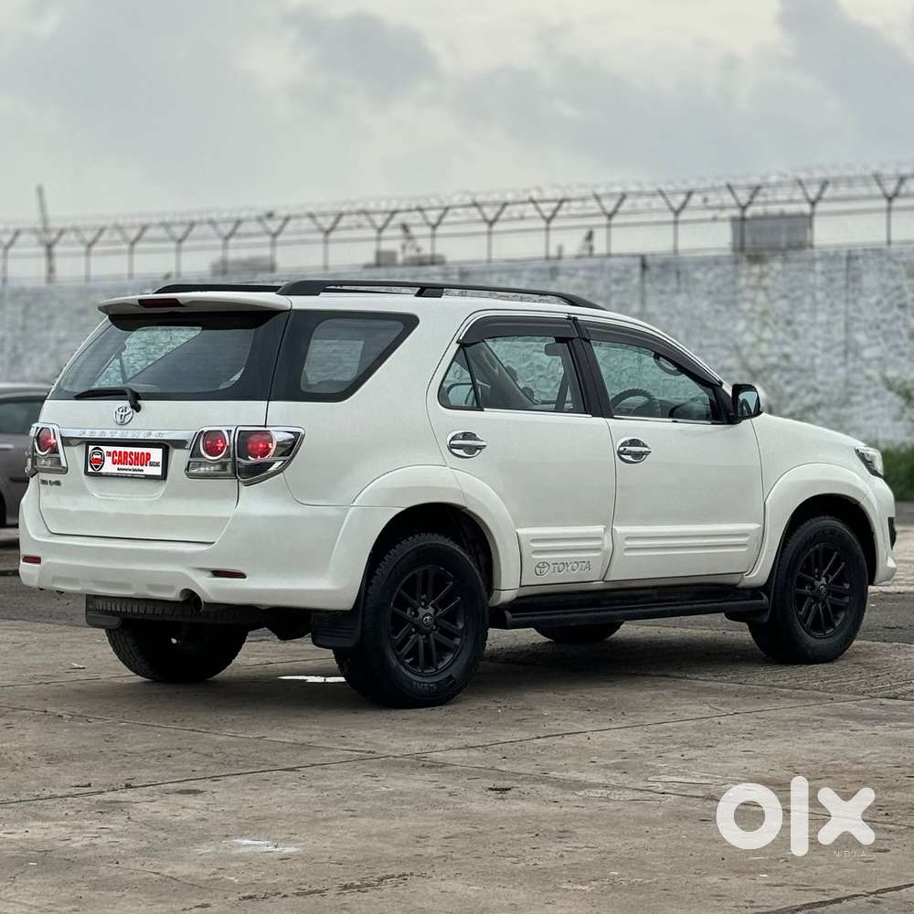 Toyota Fortuner 3.0 4x2 Automatic, 2015, Diesel