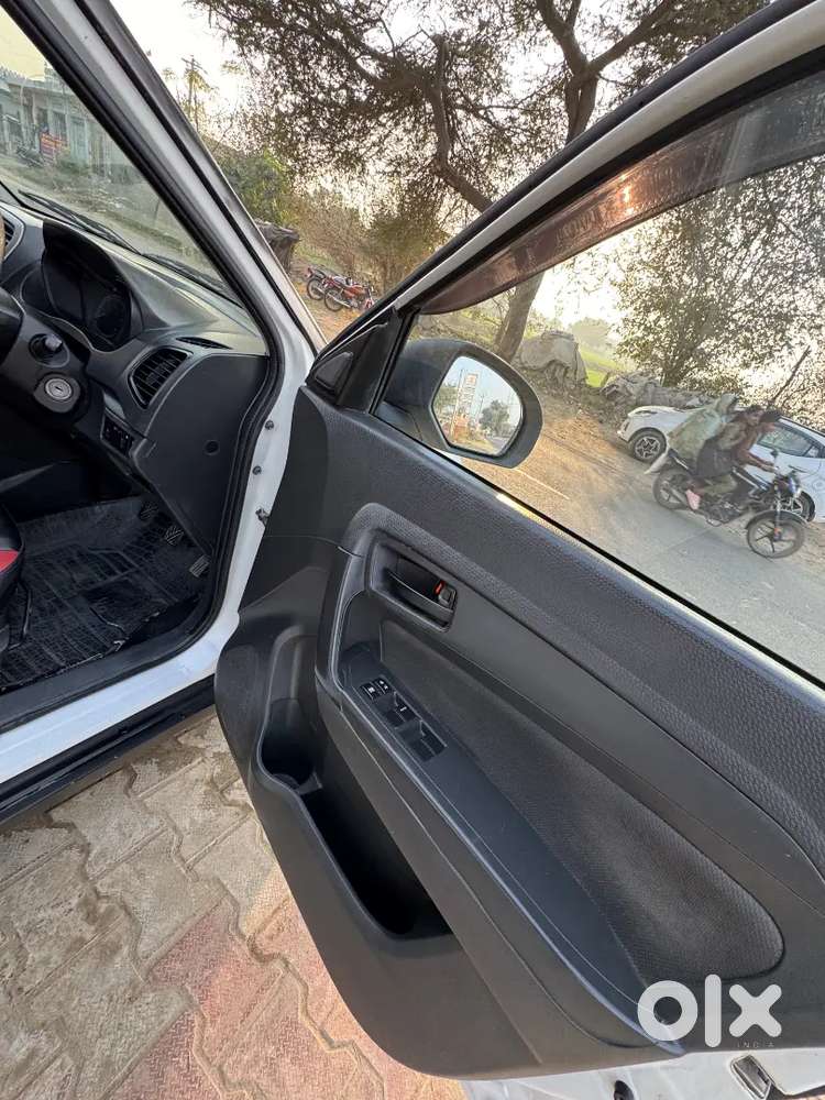 Maruti Suzuki Brezza Vdi 2017