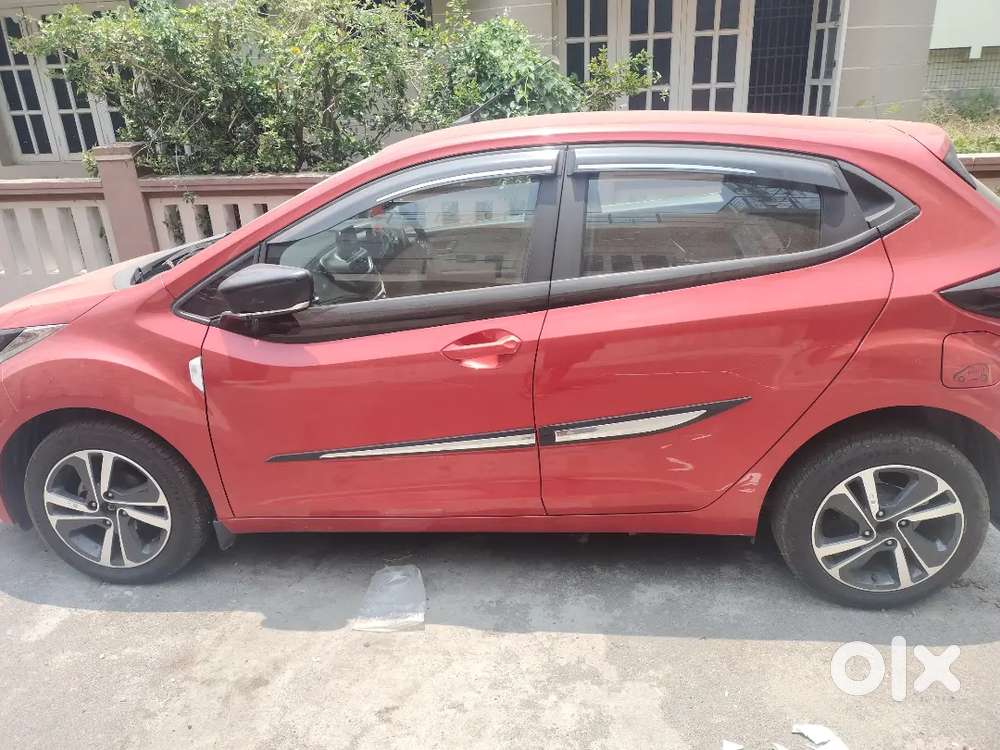 2023 Tata Altroz Xz+ Petrol-16,000 Km, 2nd Owner, Showroom
Condition