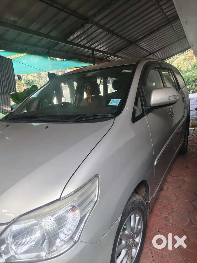 Toyota Innova 2013 Diesel Well Maintained