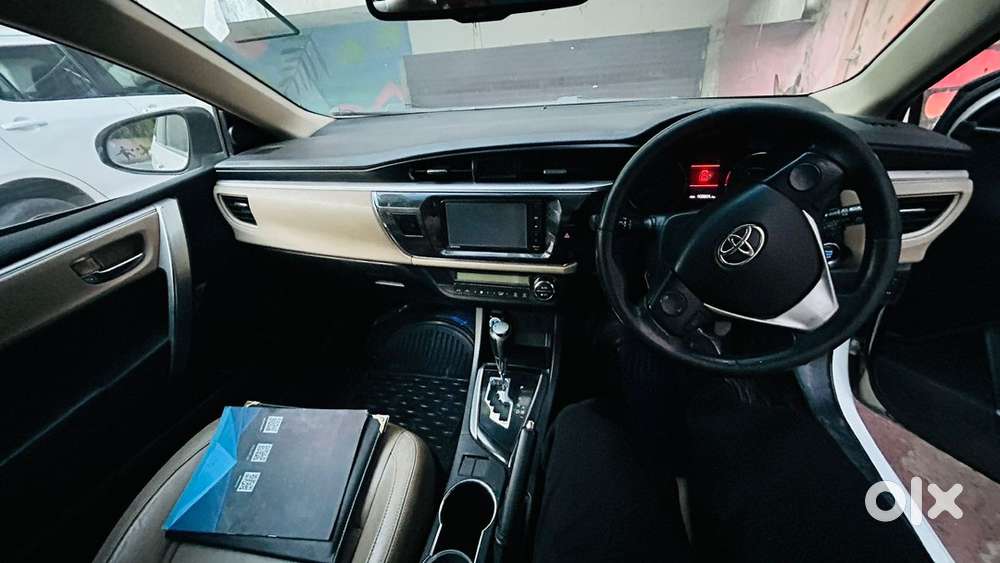 Toyota Corolla Altis 2016