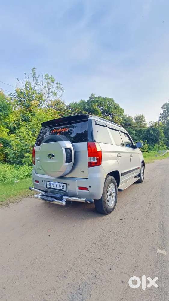 Mahindra Tuv 300 2017