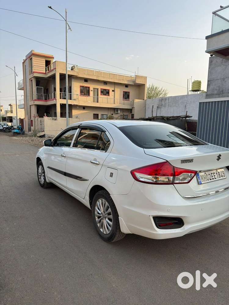 Ciaz Zxi .