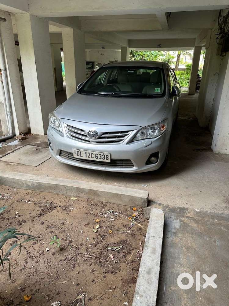 Toyota Corolla Altis 2012