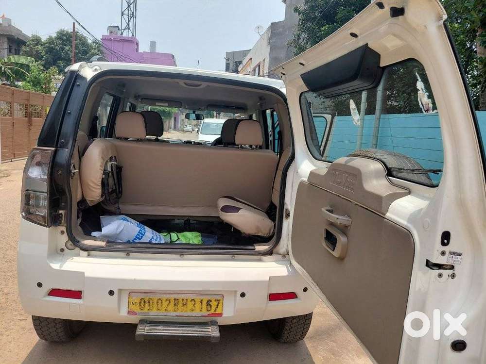 Mahindra Tuv 300 T6 Plus, 2019, Diesel