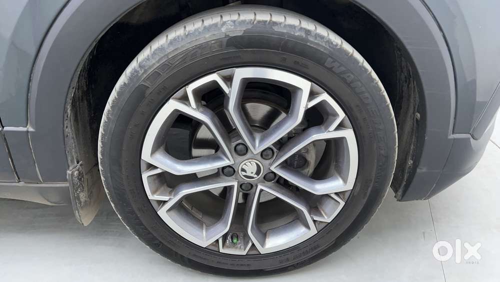 Skoda Kushaq 1.0 Tsi Style, 2022, Petrol