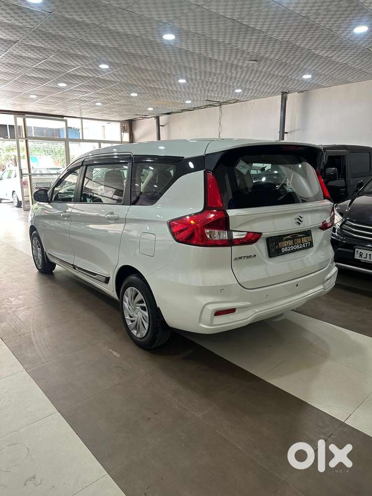 Maruti Suzuki Ertiga Vxi (o) Cng, 2025, Petrol