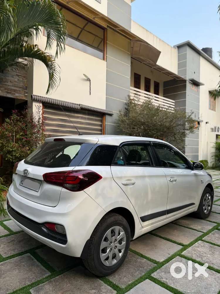 Hyundai I20 2019 Automatic Petrol 45300 Km Driven