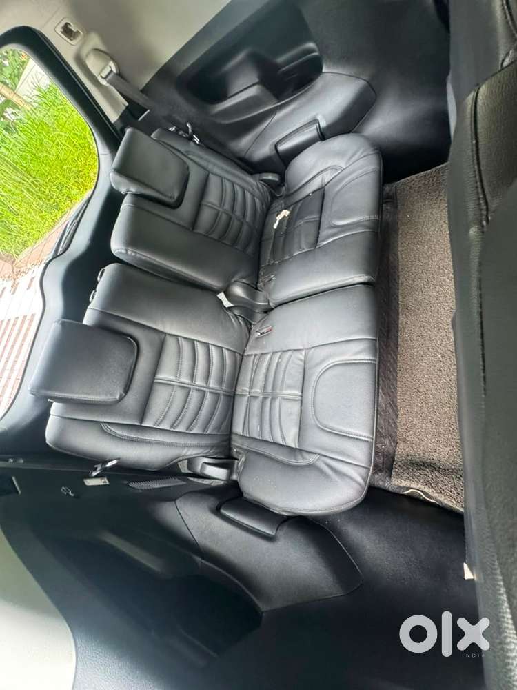 Toyota Innova Crysta 2017 Diesel Well Maintained