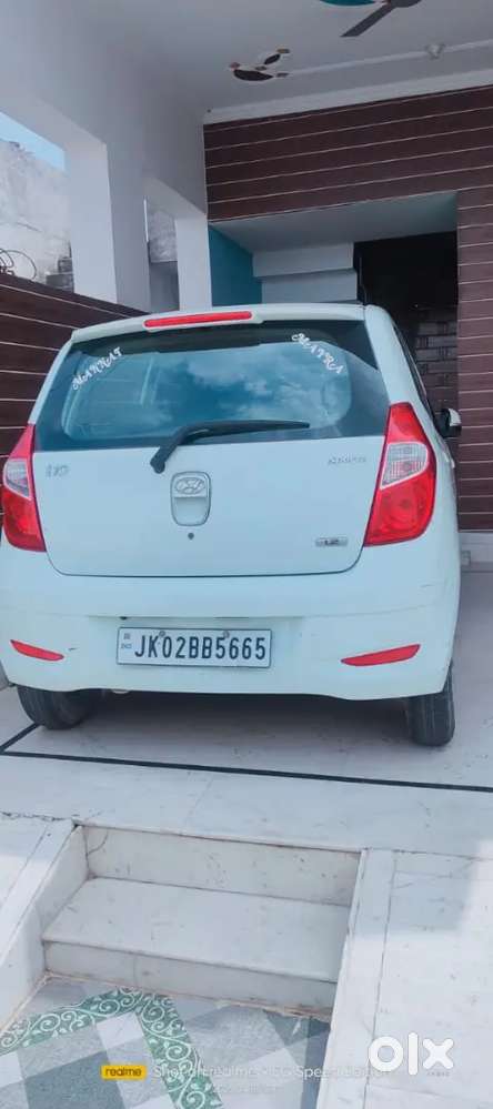 Hyundai  I 10 Sportz