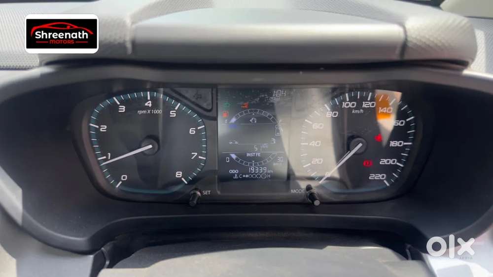 Tata Altroz Xza Plus (o) (s), 2024, Petrol