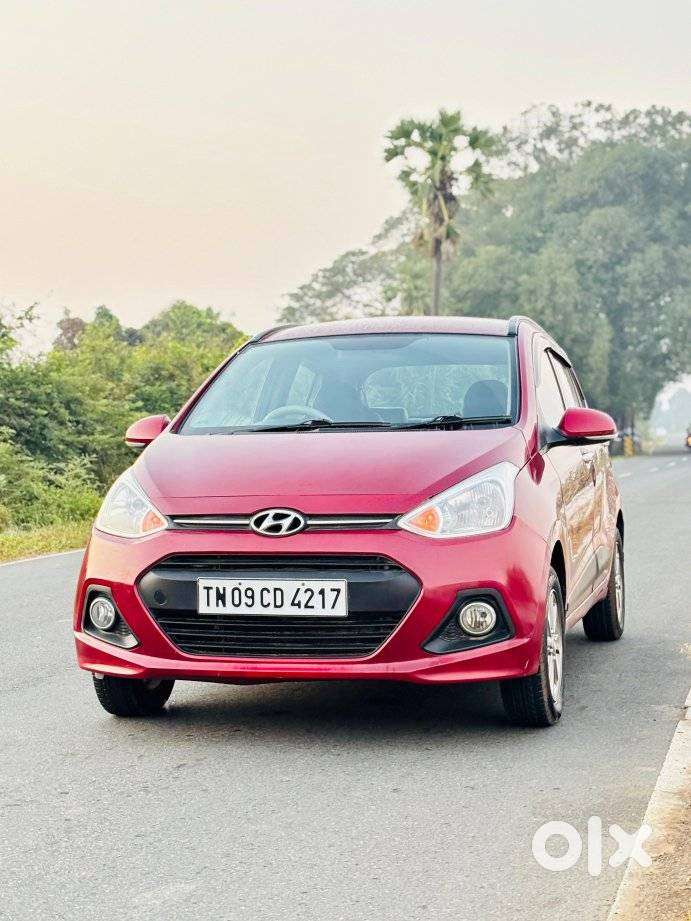 Hyundai Grand I10 Asta 1.1 Crdi (o), 2016, Petrol