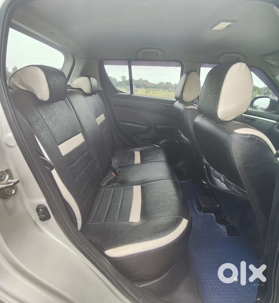 Maruti Suzuki Swift Lxi, 2017