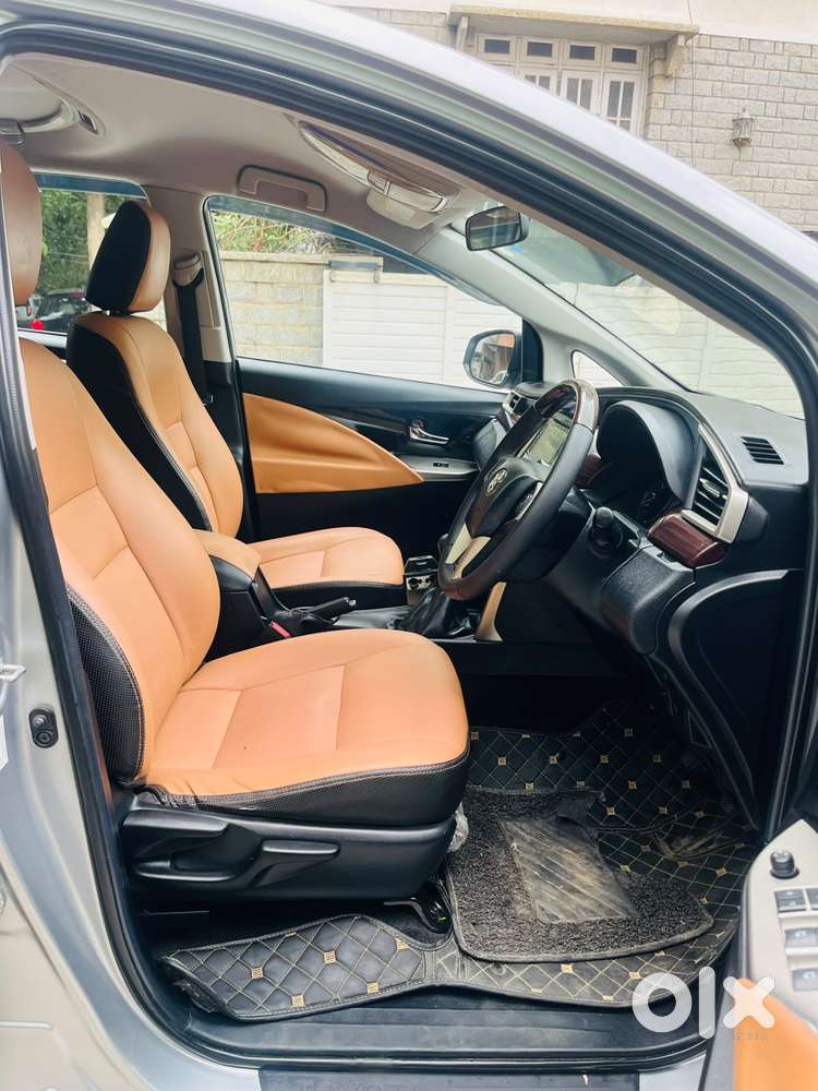 Toyota Innova Crysta 2.4 Vx Mt 8s, 2016, Diesel