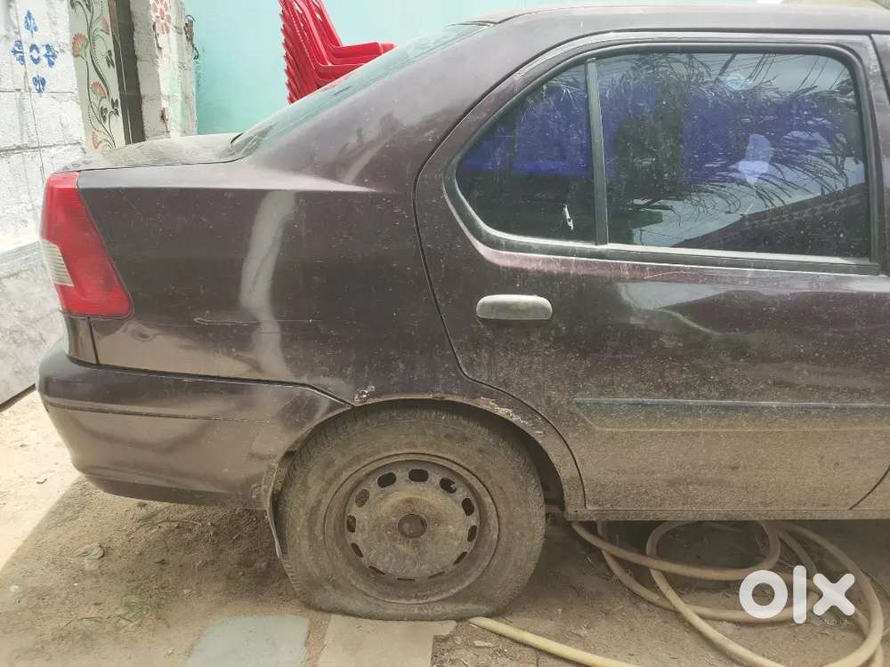 Ford Ikon 2010 Diesel 150000 Km Driven