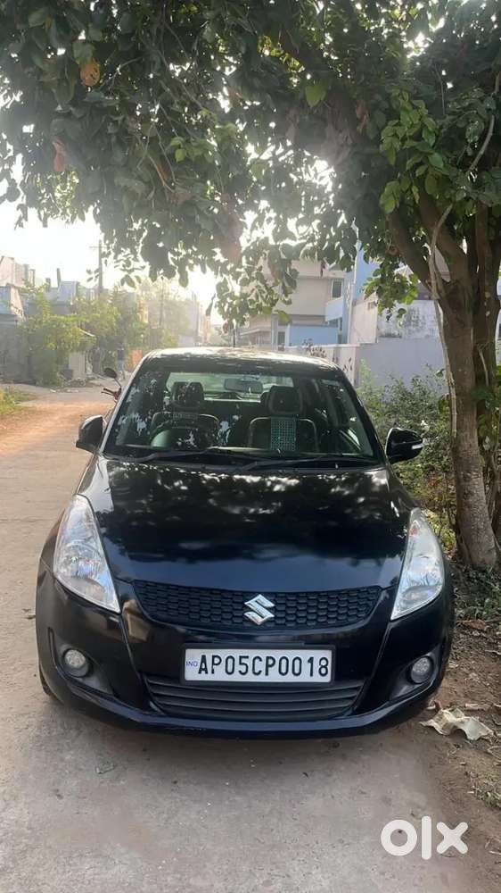 Maruti Suzuki Swift 2013 Diesel 138000 Km Driven