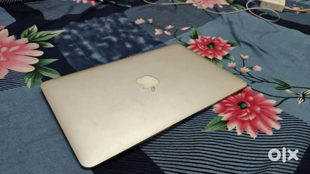MacBook Air 11-inch Mid 2013 - Computers & Laptops in undefined