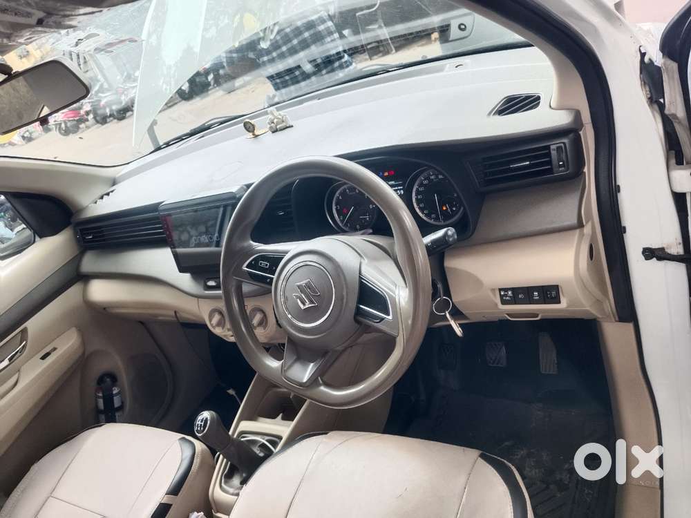 Maruti Suzuki Ertiga Vxi Cng, 2023, Petrol