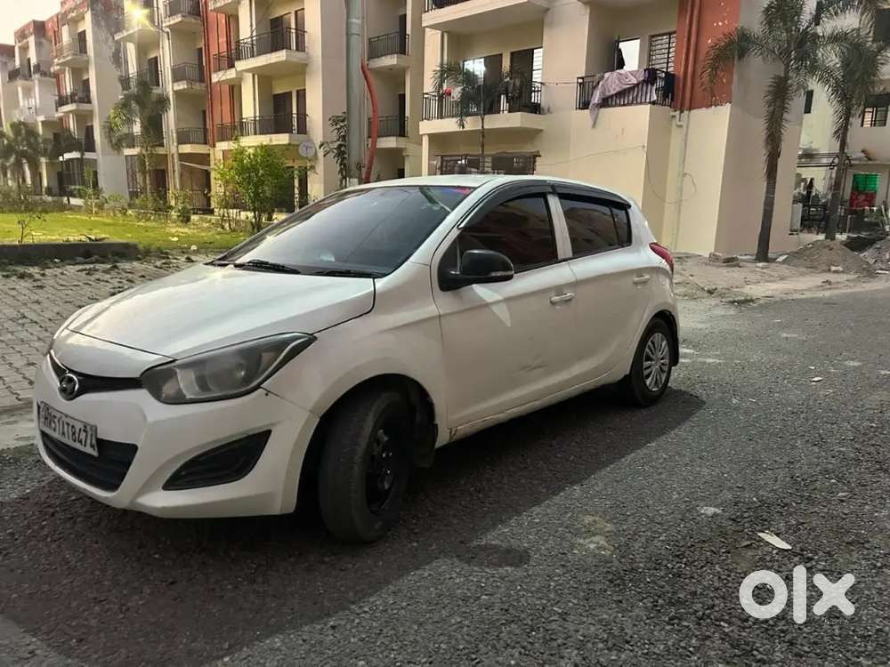 Petrol Cng  I20 Auto Fold Mirror Remote Key