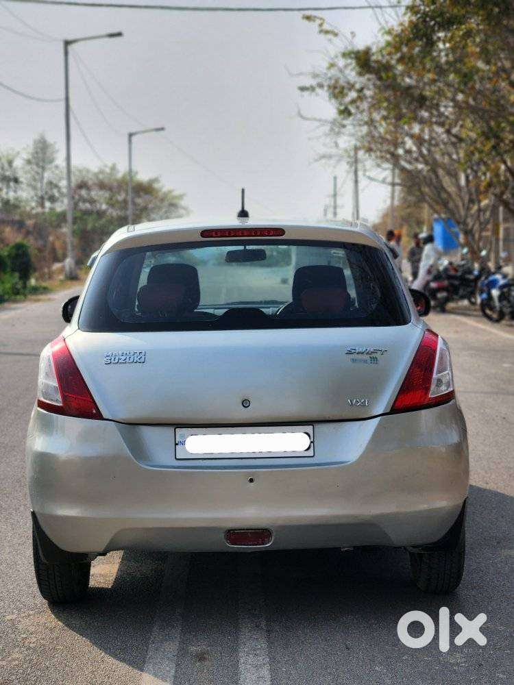Maruti Suzuki Swift Vxi, 2015, Petrol