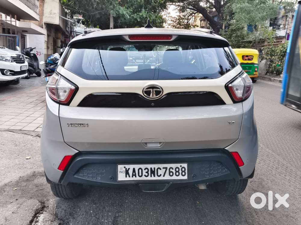 Tata Nexon 1.2 Revotron Xm (s), 2018, Diesel