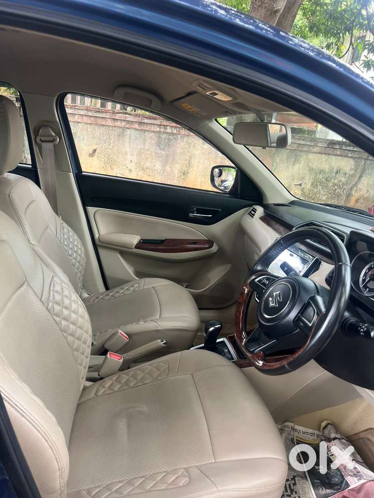 Maruti Suzuki Swift Dzire Zxi + Amt, 2017, Petrol