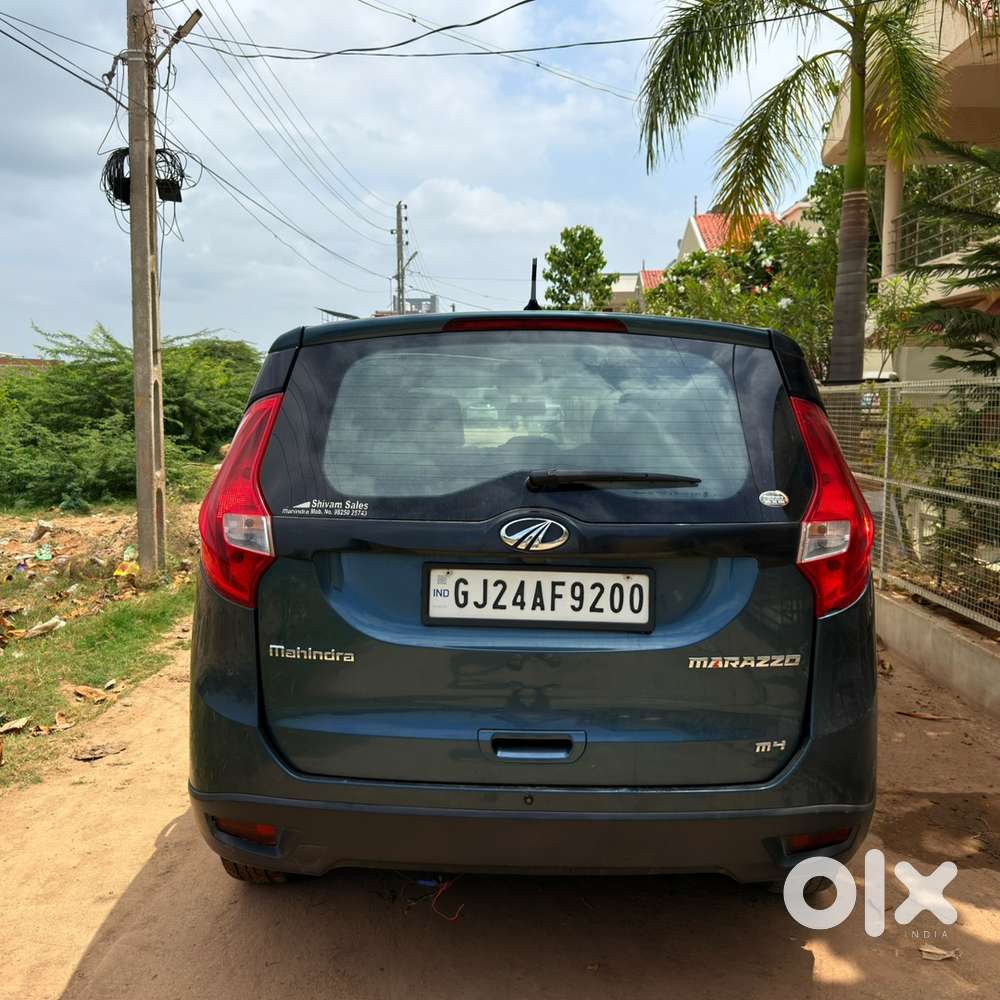 Mahindra Marazzo Diesel 2018