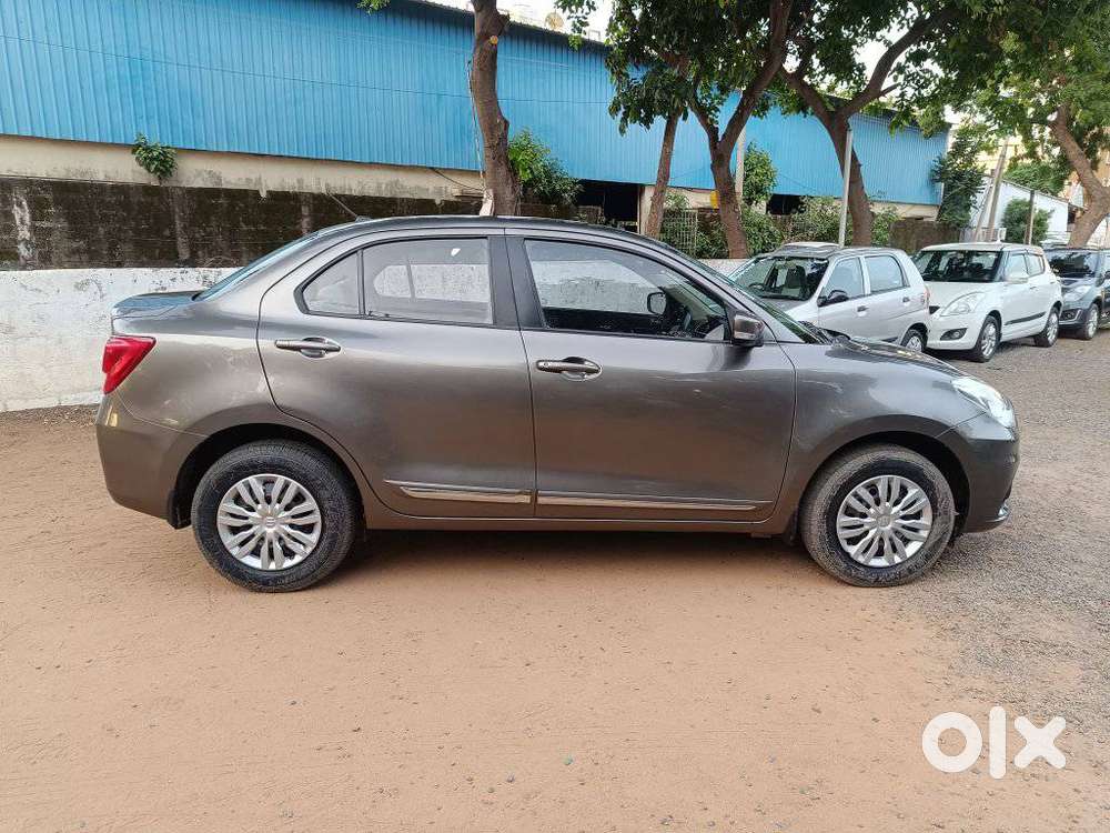 Maruti Suzuki Dzire 1.2 Vxi, 2022, Petrol