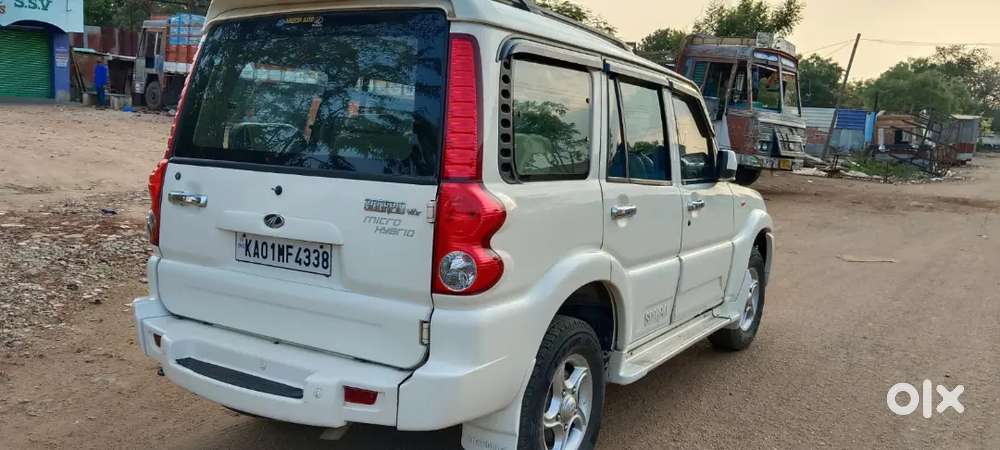 Mahindra Scorpio V Lx 2010 Diesel 150000 Km Driven