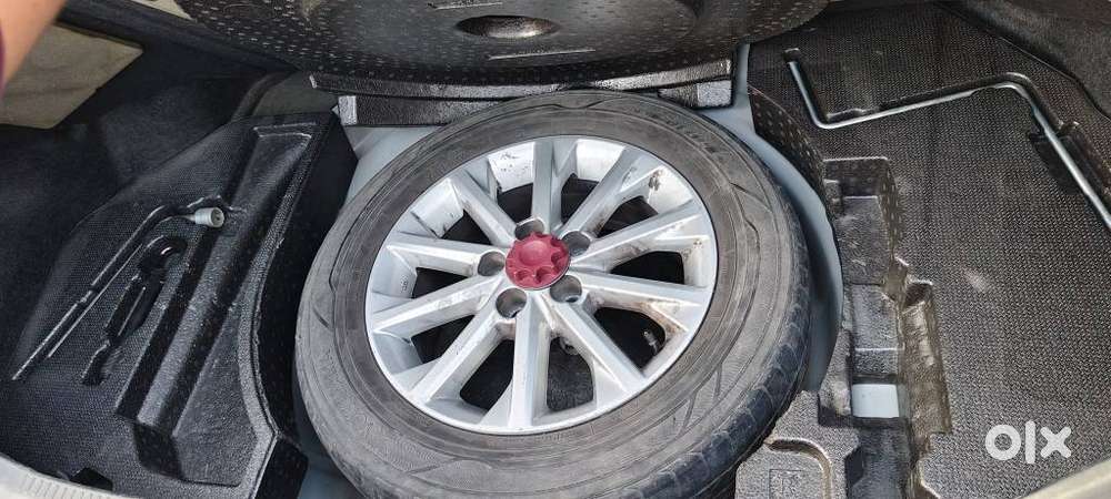 Toyota Camry 2.5l Automatic, 2013, Petrol