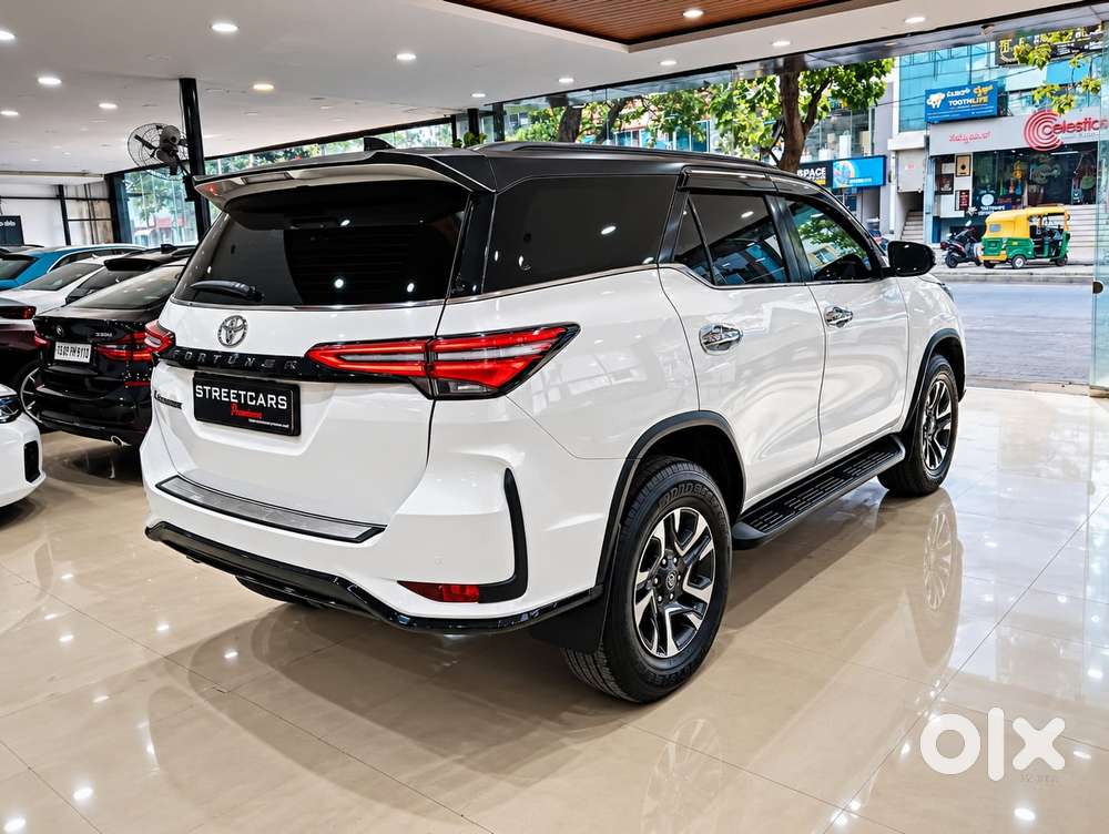 Toyota Fortuner Legender 4X2 AT 2.8, 2022, Diesel