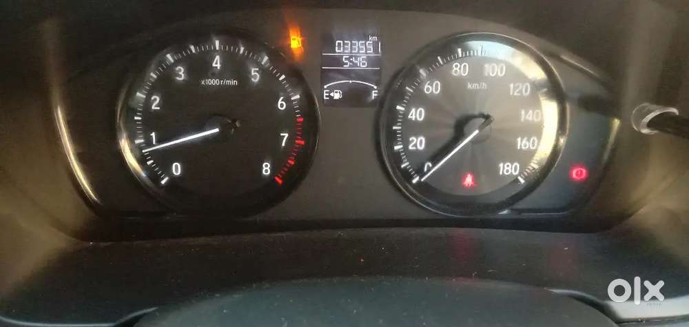 Honda Amaze 2023 Petrol 33650 Km Driven, Spare Wheel No, Insurance No