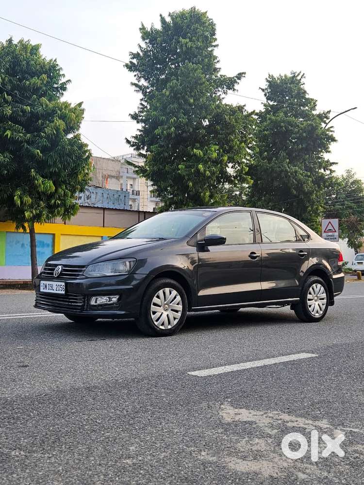 Volkswagen Vento 1.2 Tsi Highline At, 2017, Petrol
