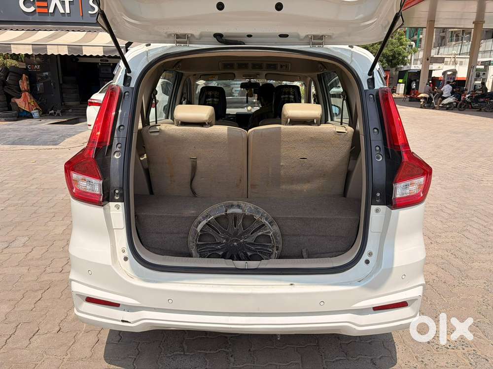 Maruti Suzuki Ertiga 1.5 Vxi 2025