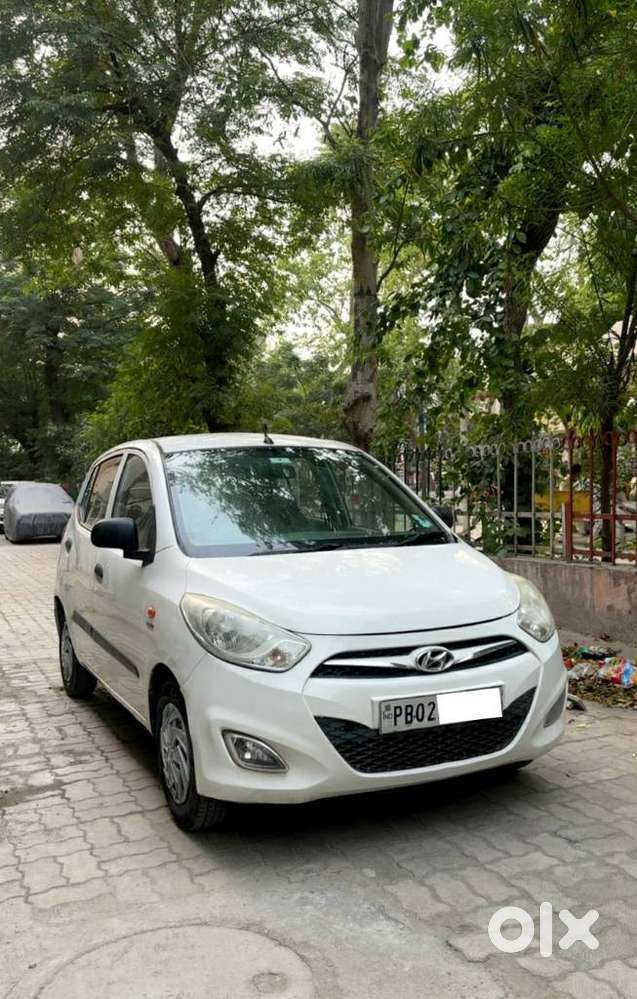 Hyundai I10 Magna O, 2016, Petrol