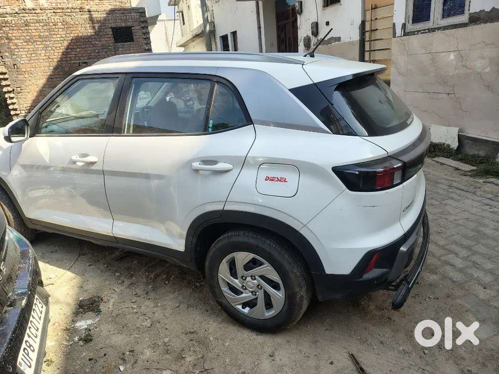 New Creta White Colour Argent Sell