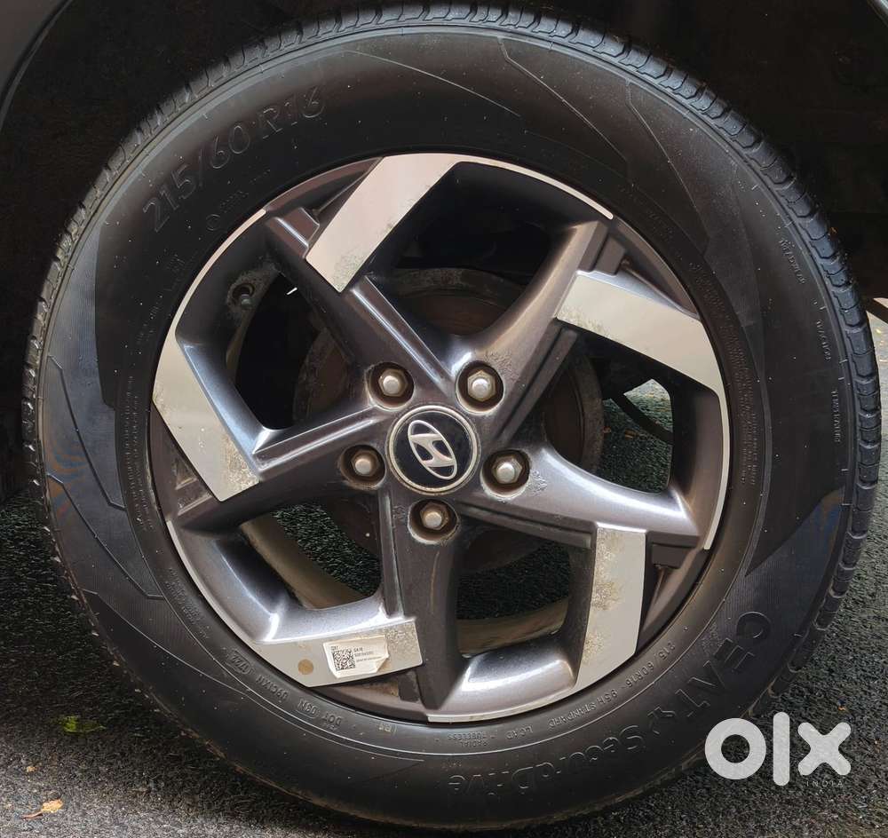 Hyundai Venue Sx (o) Mt 1.5 Diesel, 2022, Diesel