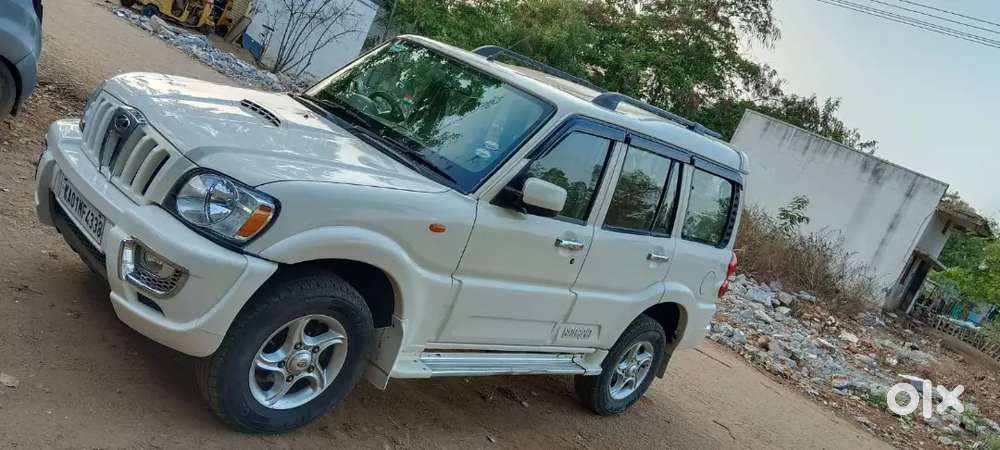 Mahindra Scorpio V Lx 2010 Diesel 150000 Km Driven
