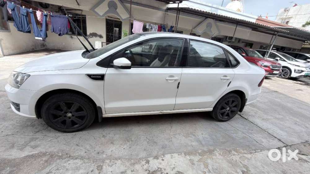 Skoda Rapid Tsi Active 1.0 Mt, 2020, Petrol