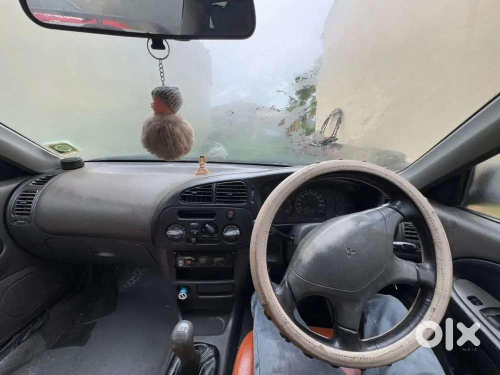 Mitsubishi Lancer 2002