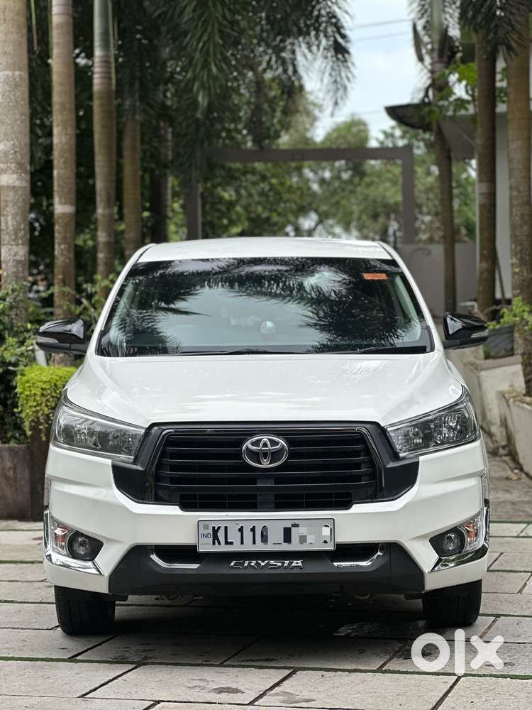 Toyota Innova Crysta 2.4 G Plus Mt 7 Str, 2019, Diesel
