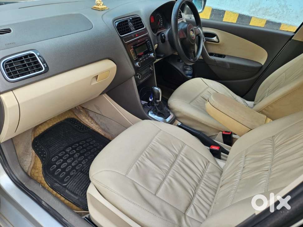 Volkswagen Vento 2010-2013 Petrol Highline, 2012, Petrol