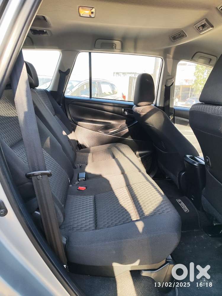 Toyota Innova Crysta 2.8 Gx At, 2017, Diesel