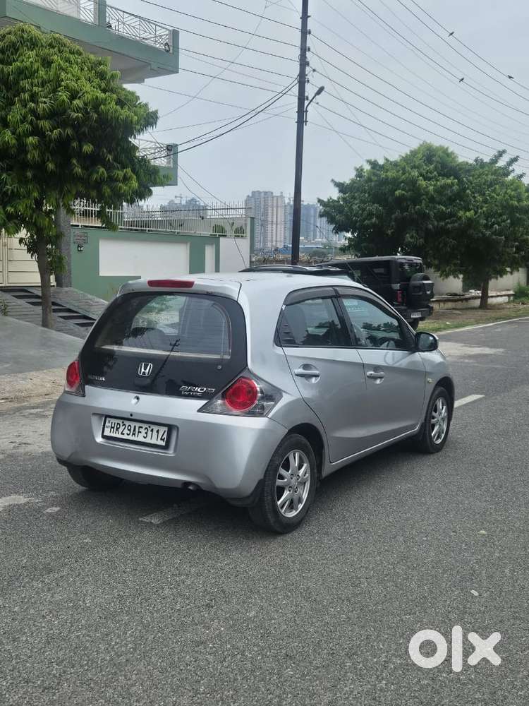 Honda Brio V Automatic, 2013, Petrol