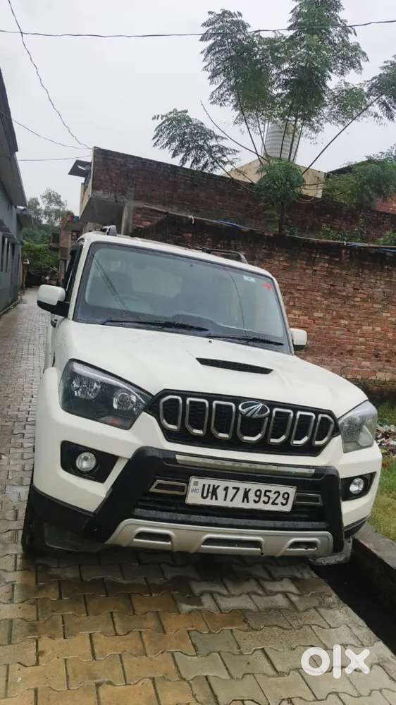 Mahindra Scorpio Classic 2019 Diesel Manual