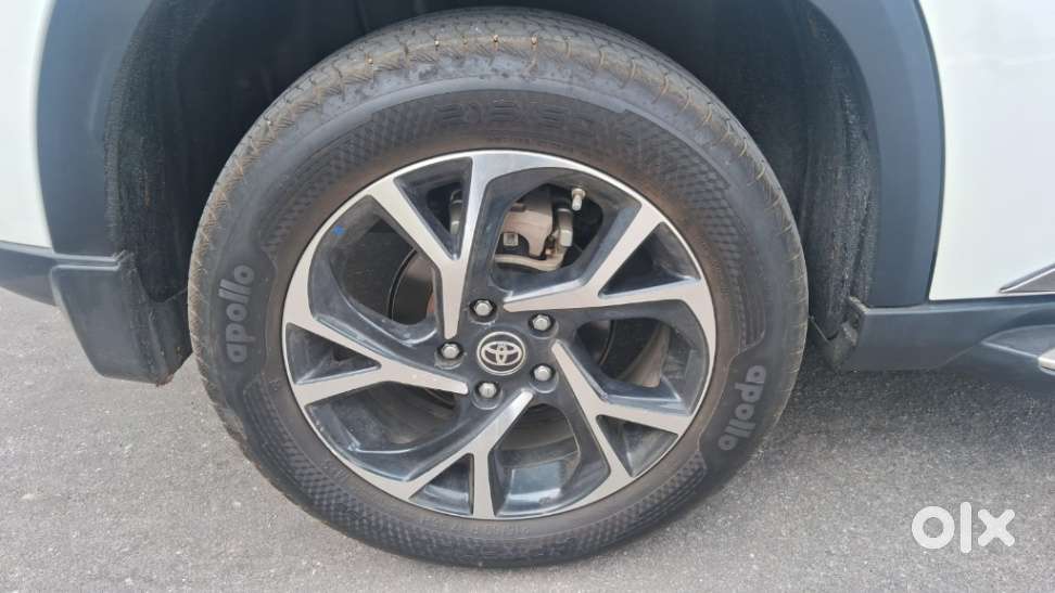 Toyota Urban Cruiser Hyryder 1.5 V Hybrid, 2025, Petrol