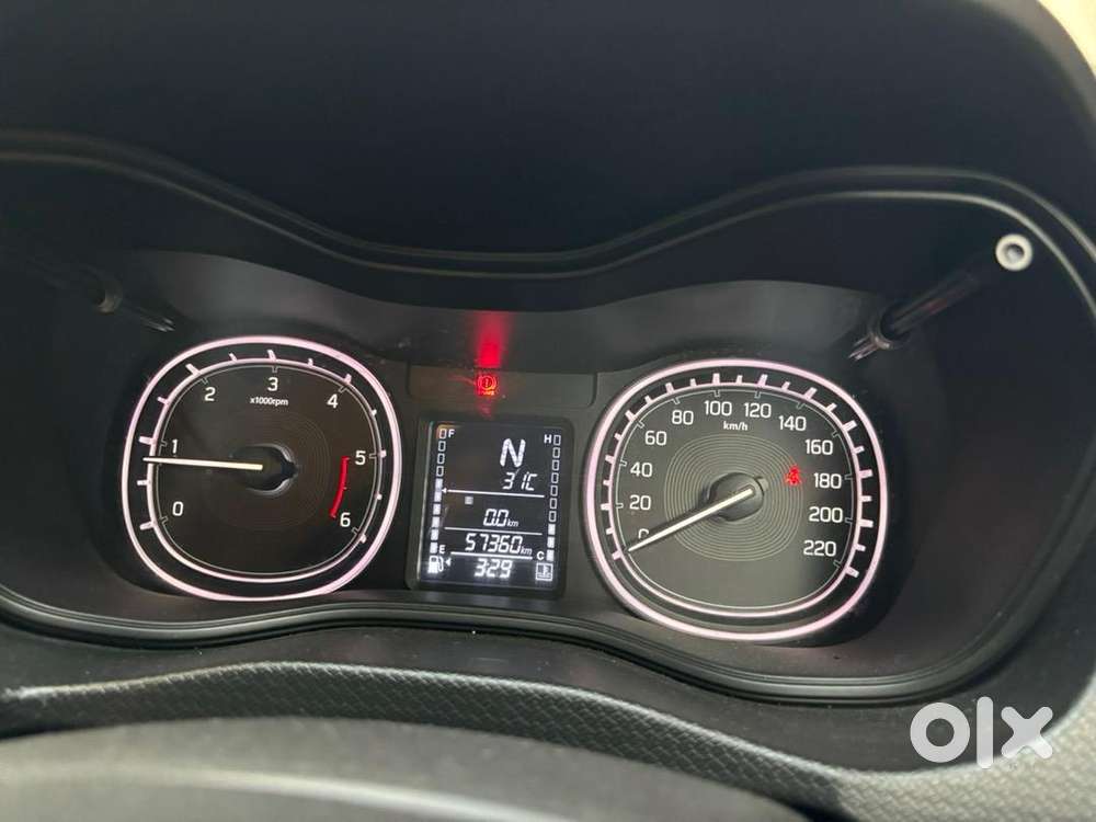 Brezza Diesel Top End Automatic, With Premium Black Interiors