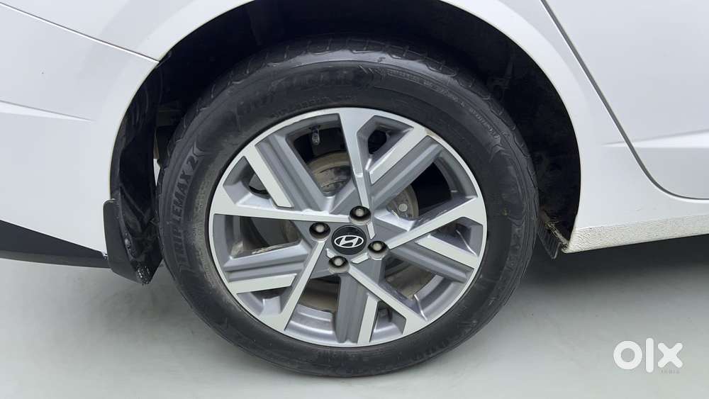 Hyundai Verna 1.5 Sx Petrol Mt, 2023, Petrol