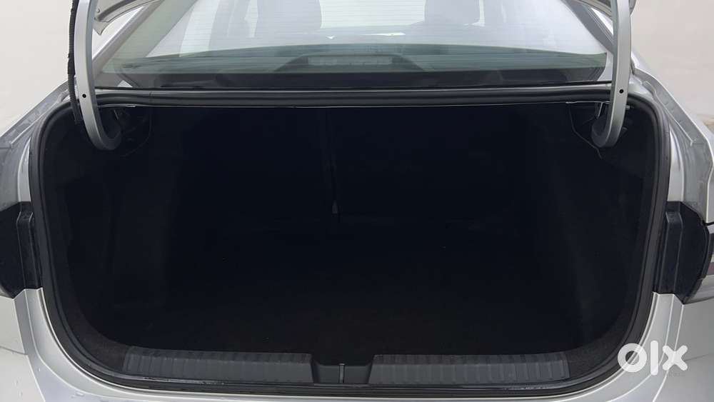 Volkswagen Virtus 1.0 Topline Tsi At, 2023, Petrol