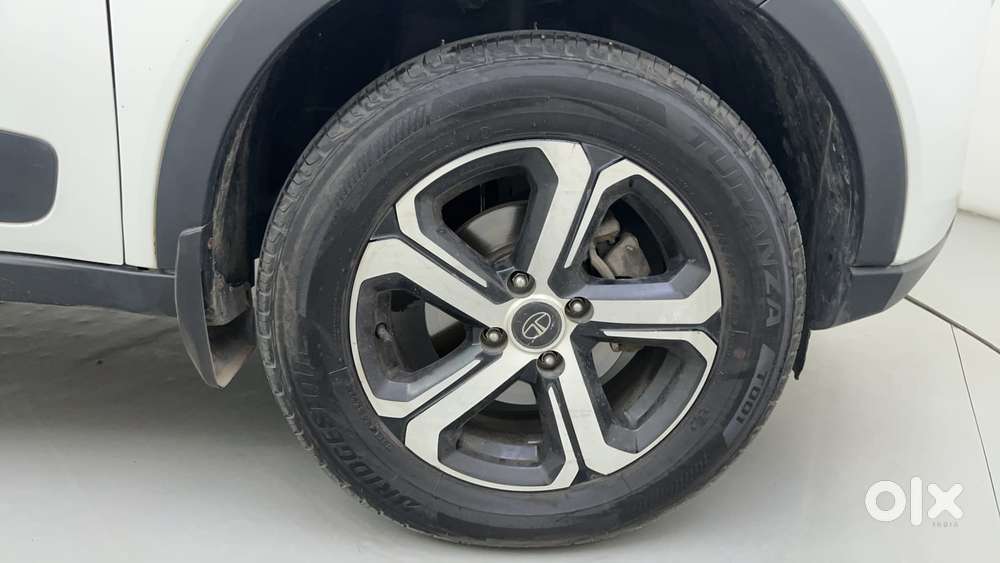 Tata Nexon 1.2 Revotron Xz Plus, 2022, Petrol